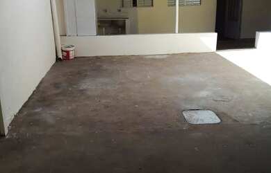 Imagem: A casa possui 2 Dormitórios, 2 Banheiros, 1 Vaga na garagem