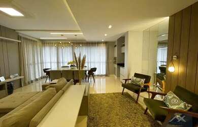 Imagem: O apartamento possui 3 Dormitórios, 5 Banheiros, 3 Vagas na