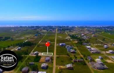 Imagem 2: Terreno de esquina por apenas R$ 75.000,00(Estuda carro)!