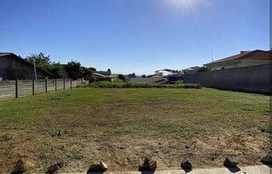 Imagem: O terreno possui 635m² de Área e está localizado em Orfãs