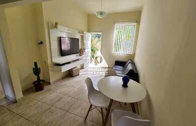 Imagem 13: Tijuca - Atenção investidores 3 casas em Rua nobre