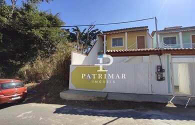 Imagem: A casa possui 2 Dormitórios, 2 Banheiros, 1 Vaga na garagem