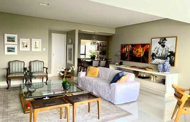 Imagem: O apartamento possui 3 Dormitórios, 4 Banheiros, 4 Vagas na