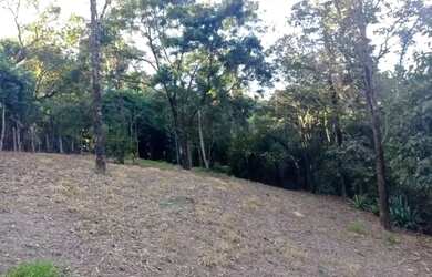 Imagem: O terreno possui 2000m² de Área e está localizado em Ribeirão