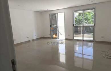 Imagem: O depósito possui 1 Vaga na garagem e 40m² de Área e está