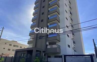 Imagem: O apartamento possui 2 Dormitórios, 1 Banheiro, 2 Vagas na