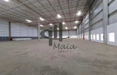 Imagem: O depósito possui 5 Vagas na garagem, 132.000m² de Área e