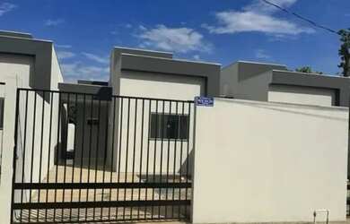 Imagem: A casa possui 2 Dormitórios, 2 Banheiros, 61m² de Área e