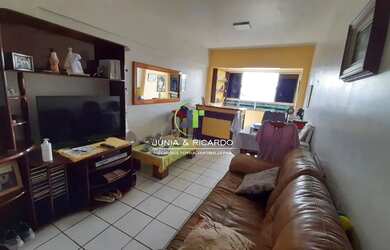 Imagem 2: Apartamento 2 quartos mais 1 reversível no Centro Guarapari