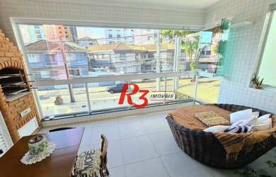 Imagem: A casa possui 3 Dormitórios, 3 Banheiros, 2 Vagas na garagem