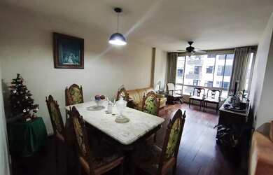 Imagem: OPORTUNIDADE! Amplo Apartamento de três quartos na Rua Tiradentes