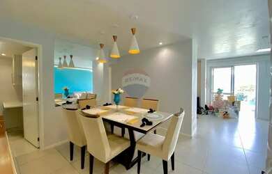 Imagem: O apartamento possui 4 Dormitórios, 3 Banheiros, 2 Vagas na