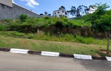 Imagem: O terreno possui 512m² de Área e está localizado em Esmeralda