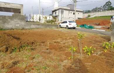Imagem: O terreno possui 300m² de Área e está localizado em Sabaúna