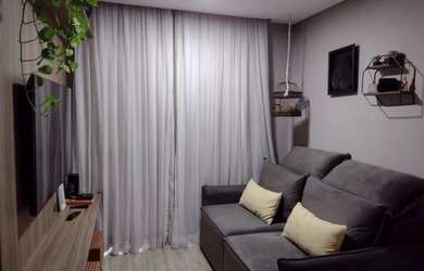 Imagem: O apartamento possui 2 Dormitórios, 1 Banheiro, 1 Vaga na garagem