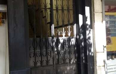 Imagem: Imóvel comercial/residencial de frente para a rua Figueiredo