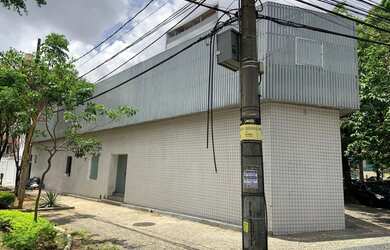 Imagem: O depósito possui 100m² de Área e está localizado em Santo