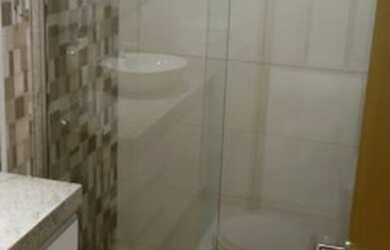 Imagem 15: Andar alto, nascente, vista mar, primeira locação, prédio novo em Boa...