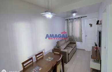 Imagem: A casa em condomínio possui 2 Dormitórios, 1 Banheiro, 2 Vagas