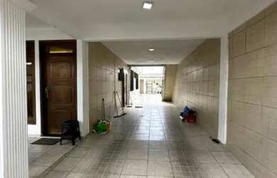 Imagem: A casa possui 4 Dormitórios, 4 Banheiros, 3 Vagas na garagem