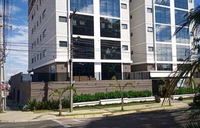 Imagem: O apartamento possui 3 Dormitórios, 1 Banheiro, 2 Vagas na