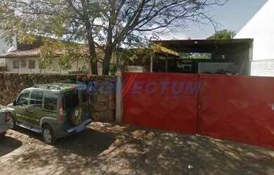 Imagem: O depósito possui 4 Vagas na garagem, 750m² de Área e está