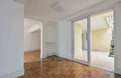 Imagem 9: Casa de Vila, com ou sem mobília, muito espaçosa e excelente localização