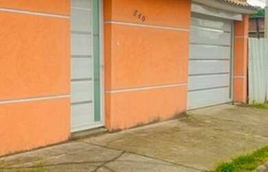 Imagem 1: Casa com piscina. Piscina, Ar-condicionado, 300m² de Áreae3 Vagas na...