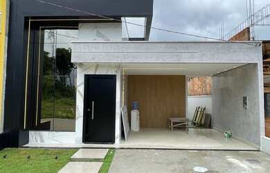 Imagem: A casa em condomínio possui 3 Dormitórios, 2 Banheiros, 1