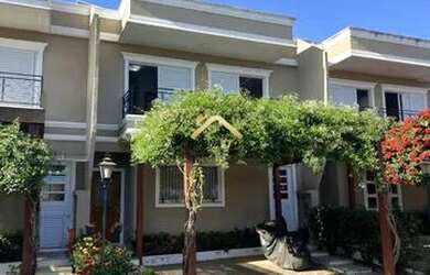 Imagem: A casa em condomínio possui 3 Dormitórios, 3 Banheiros, 3