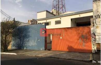 Imagem: O depósito possui 5 Vagas na garagem e 582m² de Área e está