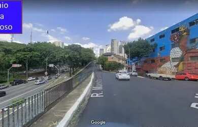 Imagem: O depósito possui 5 Vagas na garagem, 840m² de Área e está