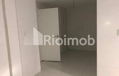 Imagem 14: Recreio dos Bandeirantes Apartamento 4 quartos, sendo 4 suites