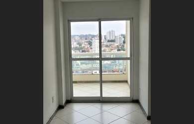 Imagem: O apartamento possui 2 Dormitórios, 2 Banheiros e 2 Vagas na