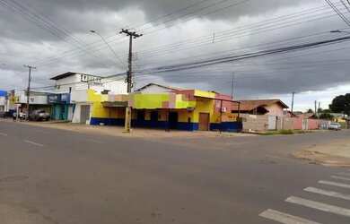 Imagem: A casa possui 3 Dormitórios e está localizado em Paraviana