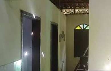 Imagem: A casa possui 2 Dormitórios, 1 Banheiro, 70m² de Área e