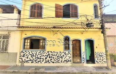 Imagem: A casa possui 2 Dormitórios, 1 Banheiro, 1 Vaga na garagem