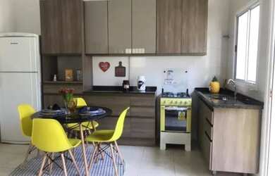 Imagem: A casa possui 2 Dormitórios, 1 Banheiro e 70m² de Área e