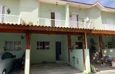 Imagem: A casa em condomínio possui 2 Dormitórios, 2 Banheiros, 1