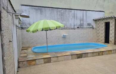 Imagem: A casa possui 2 Dormitórios, 2 Banheiros, 1 Vaga na garagem