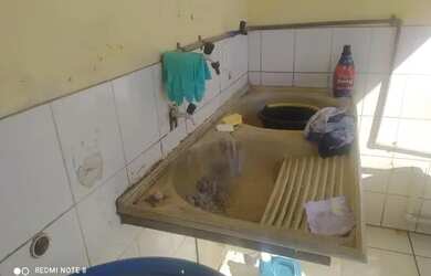 Imagem 2: aluga se dois aptos grandes,um por andar, em sao diogo, serrra, es