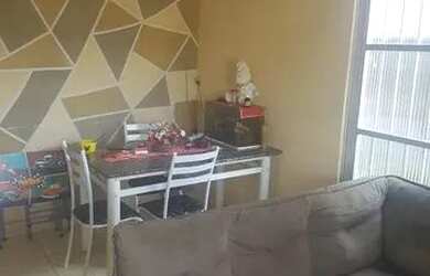 Imagem: A casa possui 2 Dormitórios, 1 Banheiro, 60m² de Área e