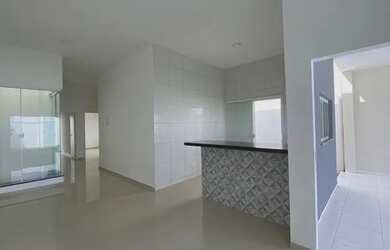 Imagem: A casa em condomínio possui 3 Dormitórios, 2 Banheiros, 3