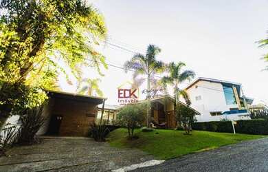 Imagem: A casa em condomínio possui 3 Dormitórios, 5 Banheiros, 5