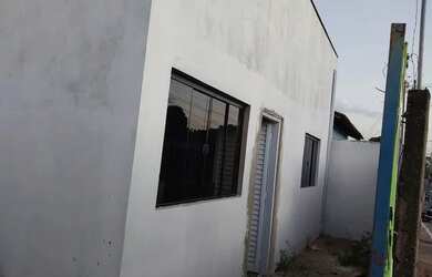 Imagem 2: Vendo uma casa. 100m² de Área, 1 Vaga na garageme3 Dormitórios