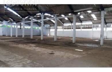 Imagem: O depósito possui 12.747m² de Área e está localizado em