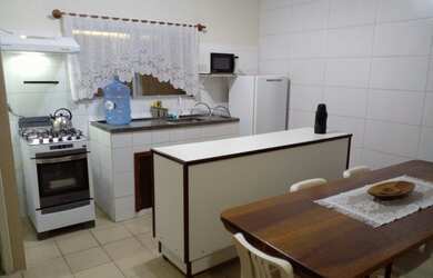 Imagem 5: Casa temporada 2 quartos em Balneário Camboriú SC - Feriados e Finais...