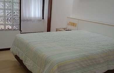 Imagem: A casa para temporada possui 3 Dormitórios e 2 Vagas na garagem