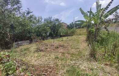 Imagem: O terreno possui 128m² de Área e está localizado em Campo