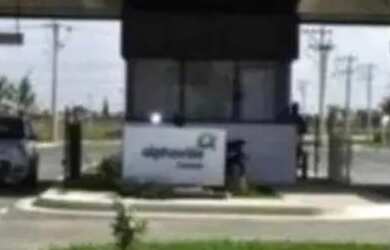 Imagem: O terreno possui 427m² de Área e está localizado em Centro